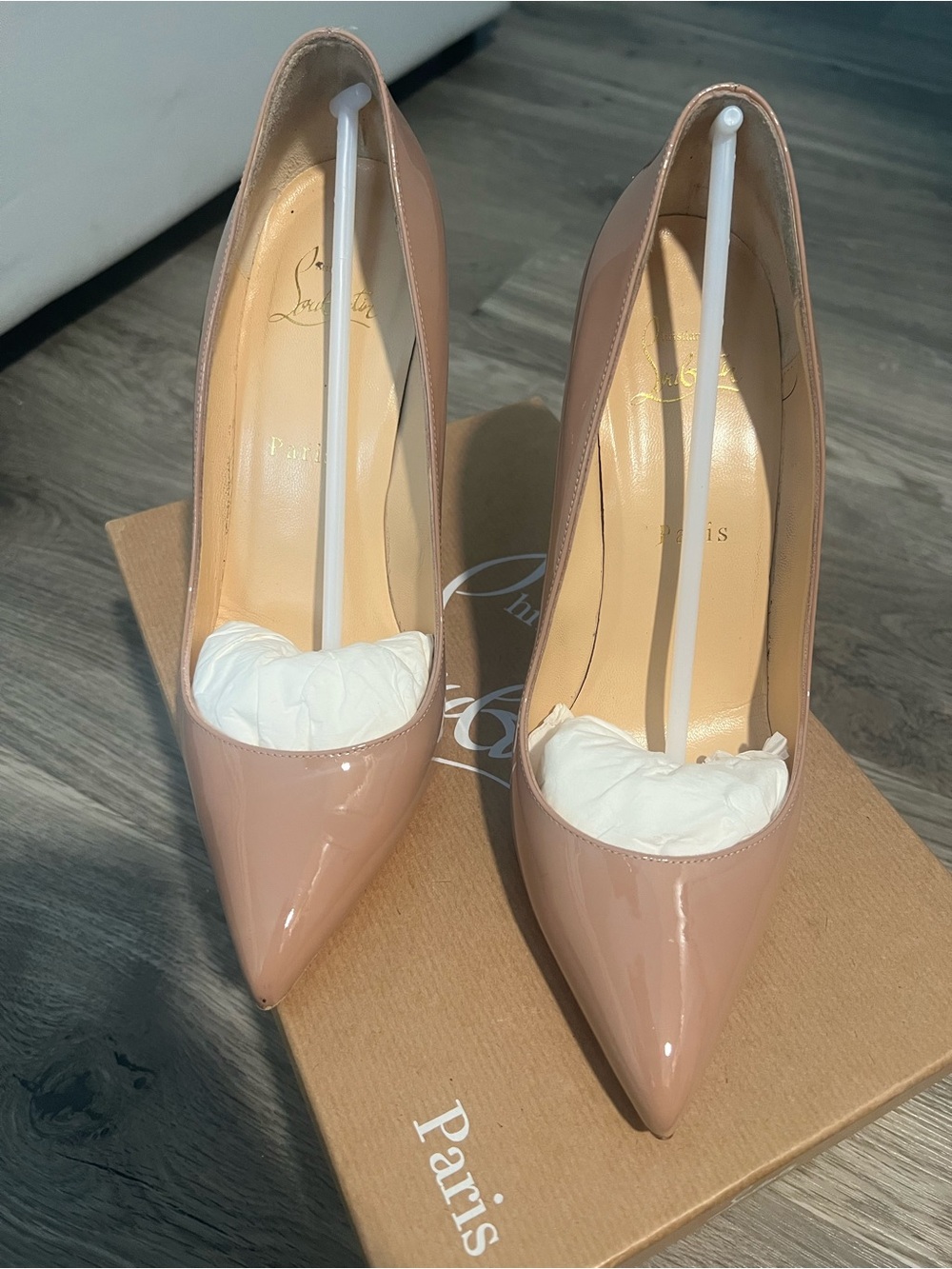 Christian Louboutin Pigalle Patent Leather Pumps Nude Size 38.5 100mm
